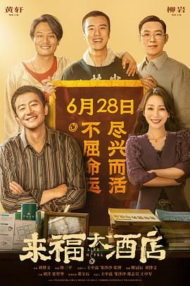 少妇下蹲下露大唇xx